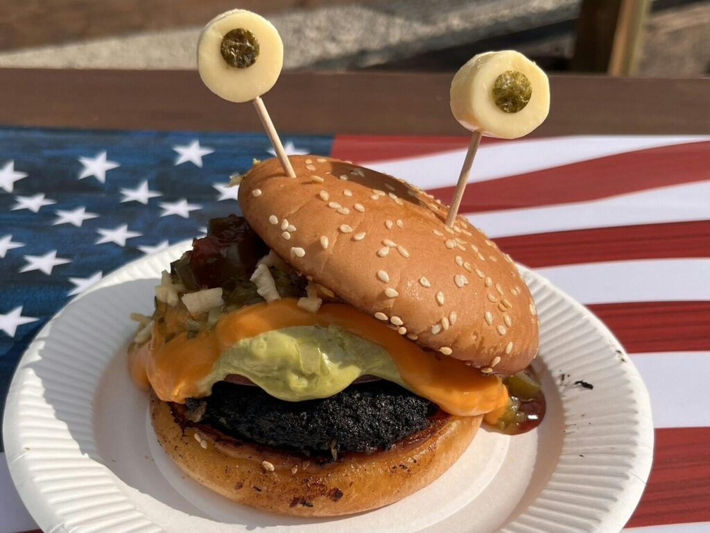 【Camp Halloween】ハロウィンバーガー作り